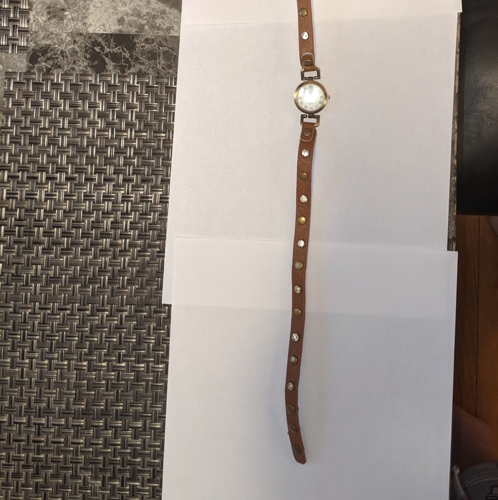 Wrap Watch - Picture 5 of 6